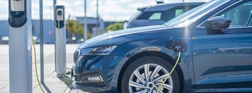What Three Hundred Thousand Returning E V Leases Mean for Dealership Inventory Strategy.